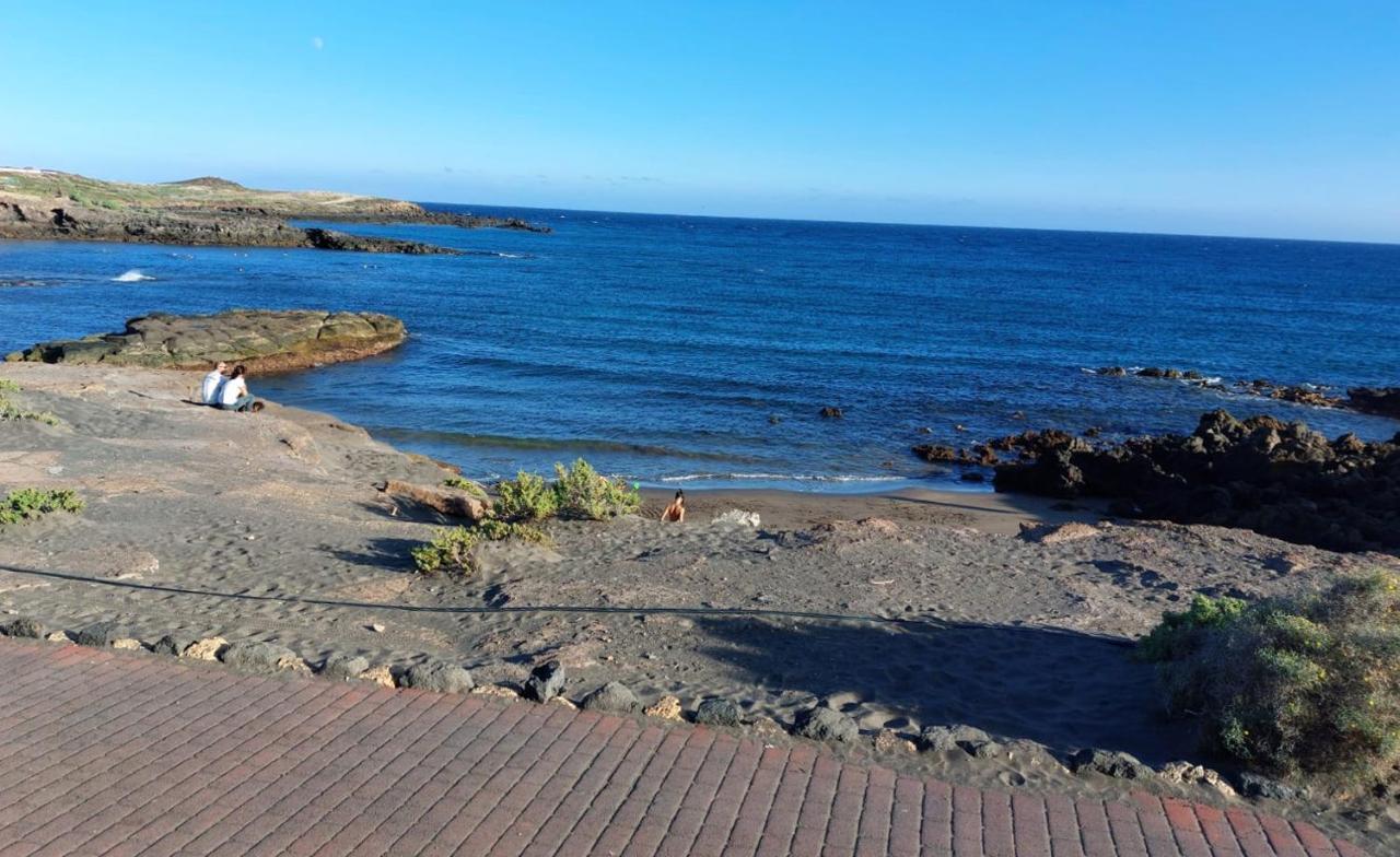 Abades Beach Houses By Apartamentos Estrella Del Norte Bagian luar foto